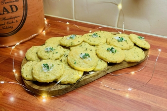 Savoury Cheese and Rosemary Shortbread