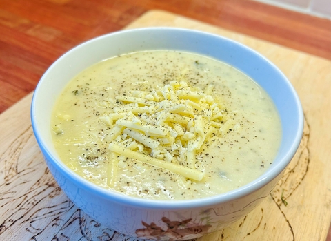 Cauliflower, Kale and Leek Soup