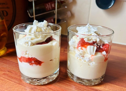 Strawberries, Rhubarb and Vanilla Custard Eton Mess