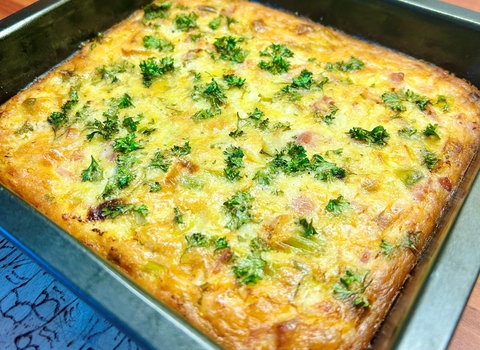 Spring Onion, Leek, Mature Cheddar and Bacon Frittata 